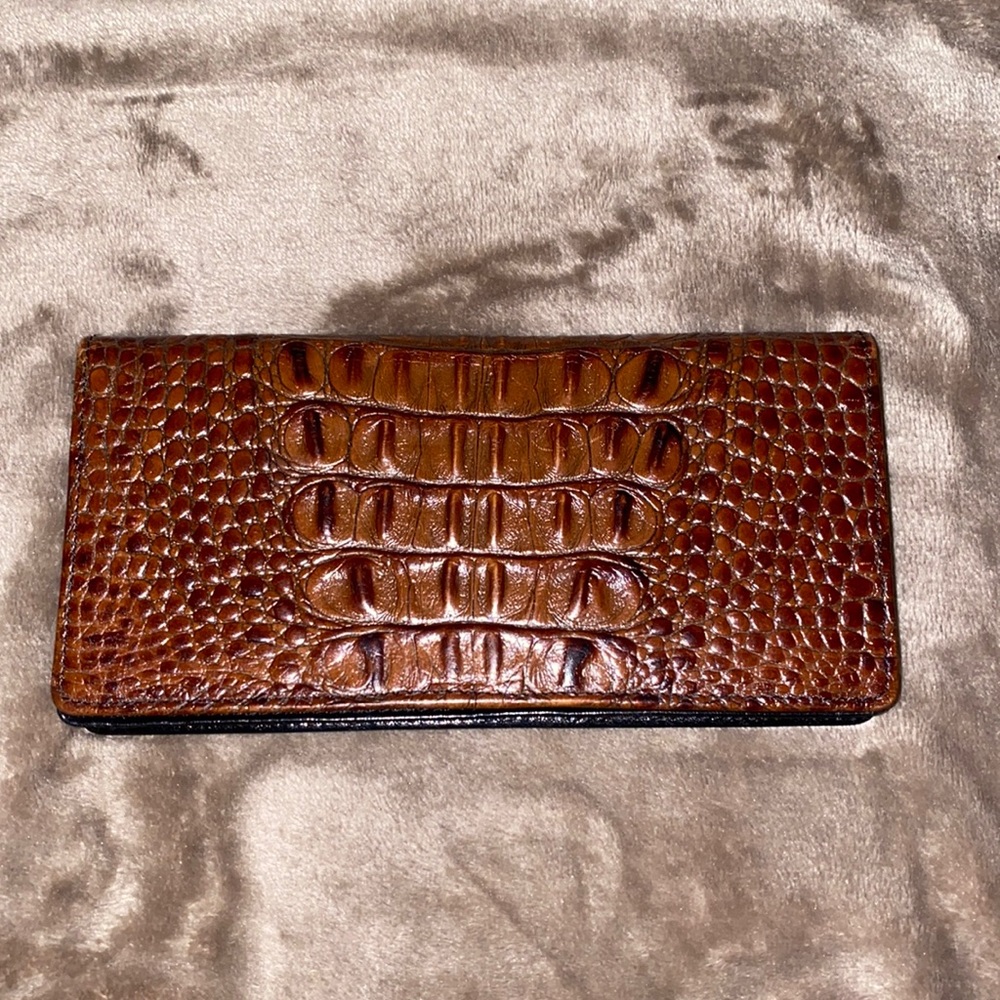Brahmin brown wallet